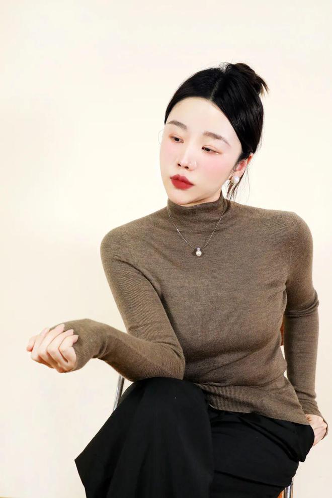 能从20岁戴到80岁的【戴妃经典款】珍珠了！开元棋牌试玩能打碎女性年龄焦虑的恐怕只有这款(图3)
