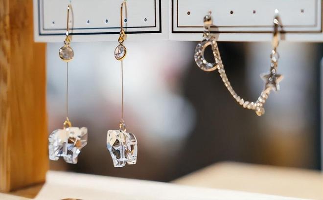 假率超过75%很多人天天用孩子也爱戴开元棋牌app致癌物超标1179倍造(图8)