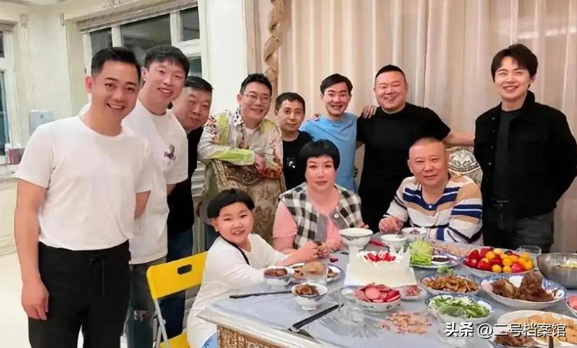 被王惠宠成少爷难怪郭麒麟拒当继承人开元棋牌10岁郭汾阳戴耳环留小辫(图2) 被王惠宠成少爷难怪郭麒麟拒当继承人开元棋牌10岁郭汾阳戴耳环留小辫(图2)