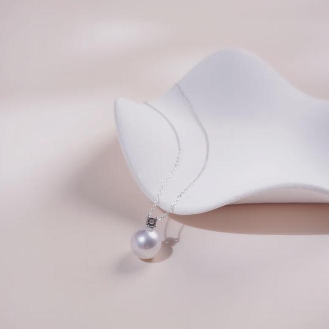 季专场不必翻遍首饰盒一颗珍珠搞定所有场合开元棋牌网站满就赠!国货珍珠之光阮仕秋(图16) 季专场不必翻遍首饰盒一颗珍珠搞定所有场合开元棋牌网站满就赠!国货珍珠之光阮仕秋(图16)