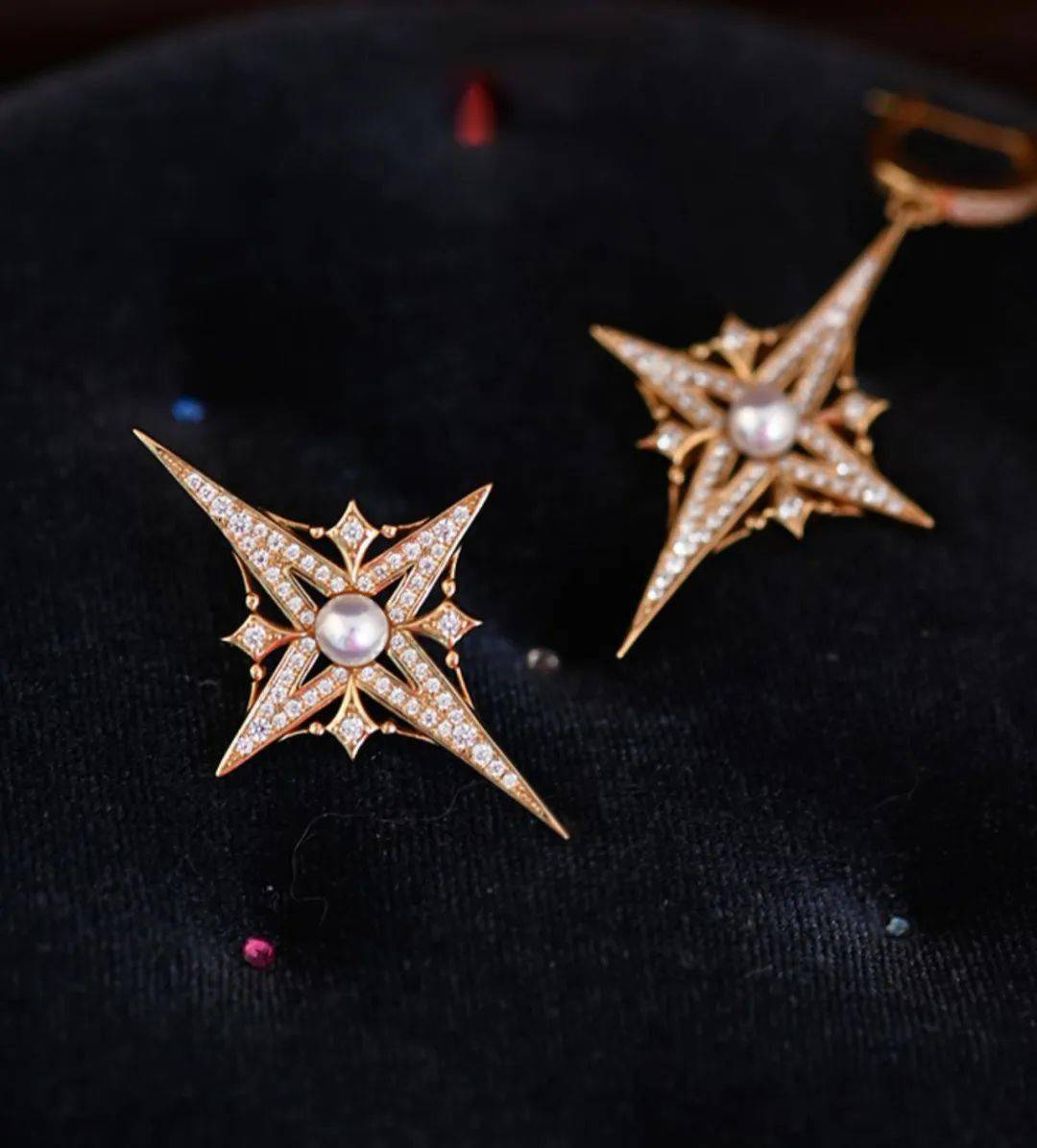 适?13副个性不对称耳饰ky开元棋牌耳饰怎么选合(图4) 适?13副个性不对称耳饰ky开元棋牌耳饰怎么选合(图4)