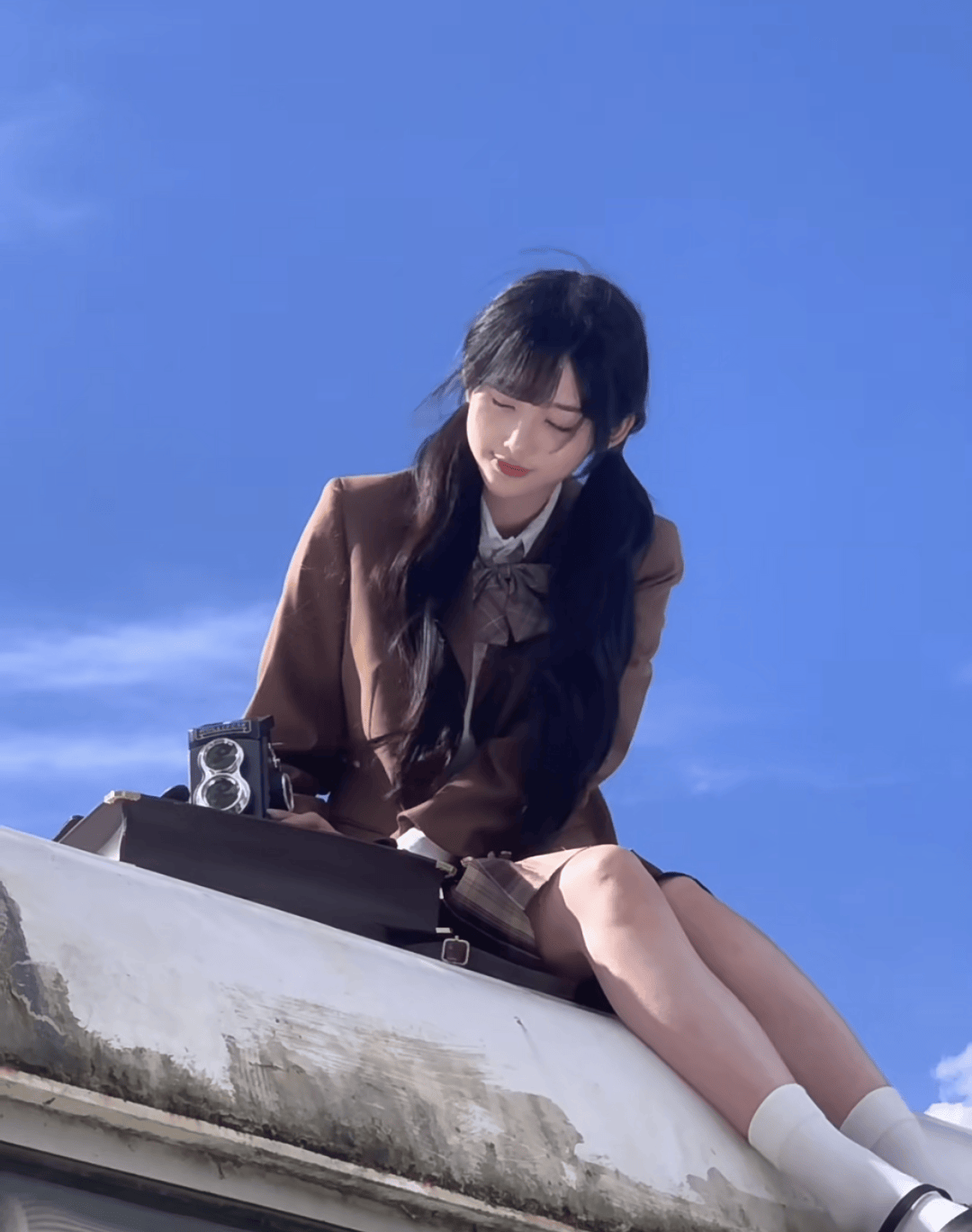 女友戴200万项链背20万包包引猜测？开元棋牌app林俊杰与小21岁网红官宣(图4)